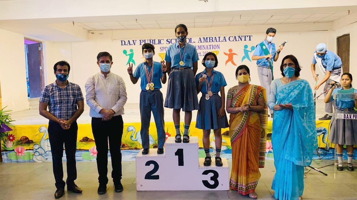 Sports week in DAV School concluded with the presentation of cultural program