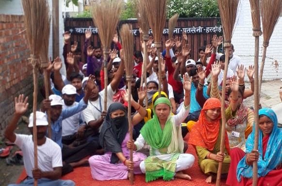 Sanitation workers adamant on demands, strike continues