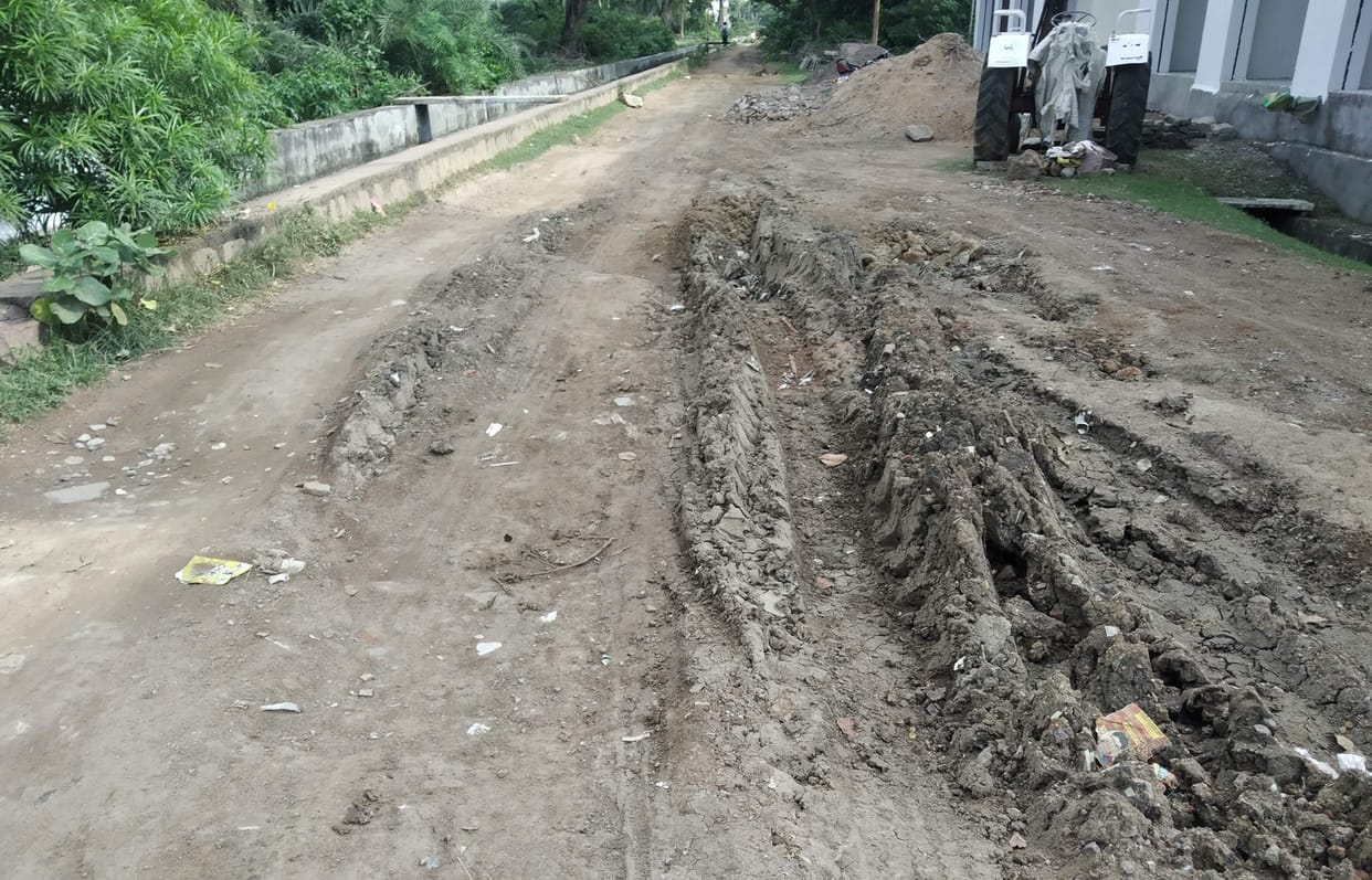 cenal side road become shabby