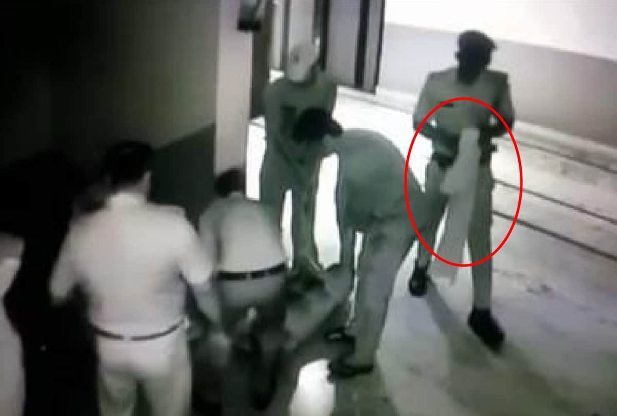 manish gupta murder case accused Inspector JN Singh and Inspector Akshay Mishra arrested by gorakhpur police