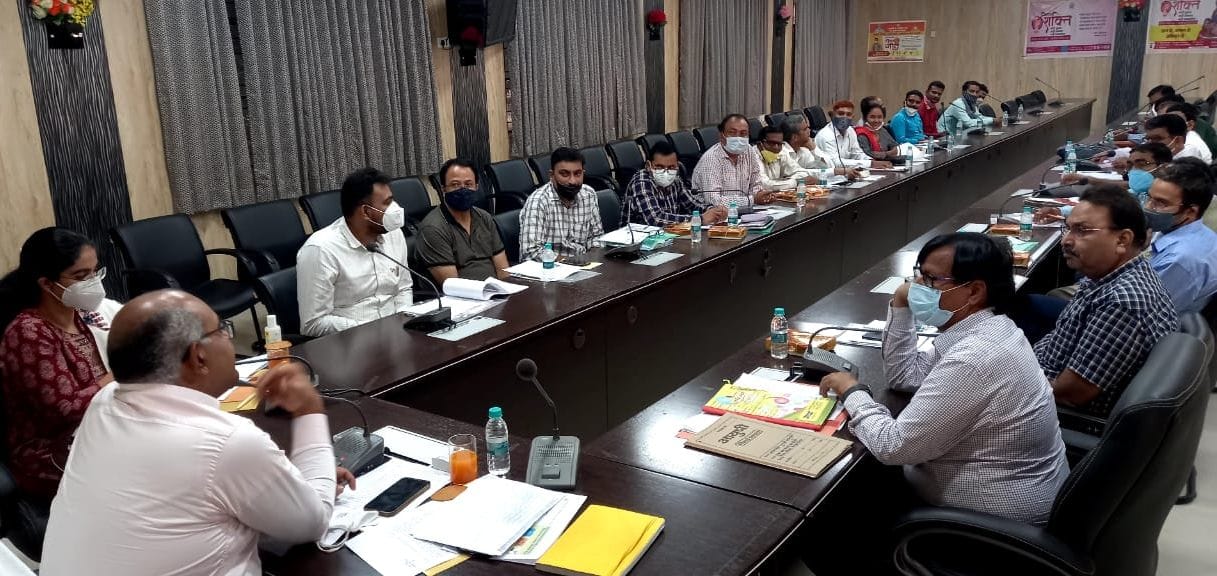 Salary of employees who do not get second dose of vaccine will stop