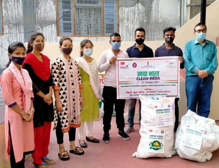 Cleaning Drive In Bhagirathi