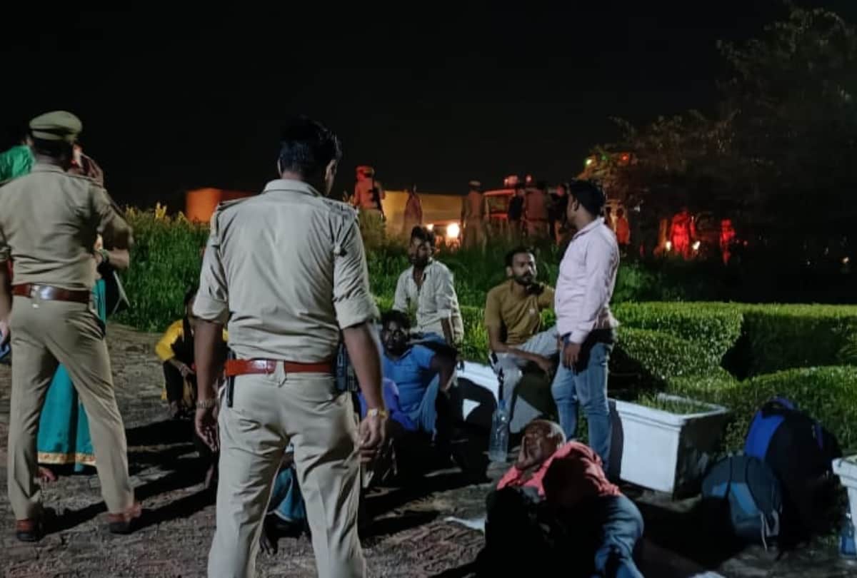 Many injured in an accident in Barabanki.