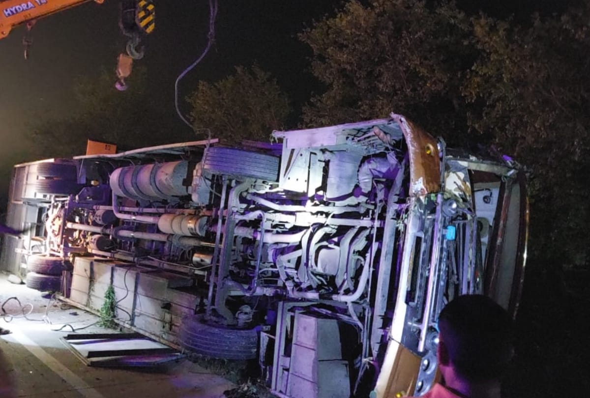 Many injured in an accident in Barabanki.
