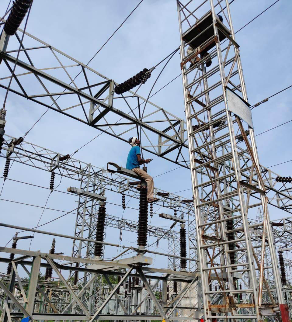 Department giving a shock of 1.37 billion current