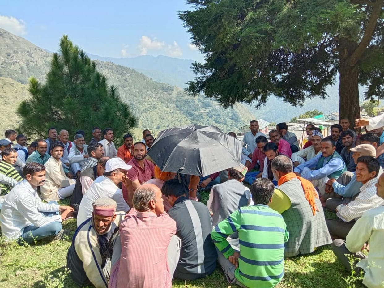 Expressed anger over not opening a bank branch in Dhari Kafnaul