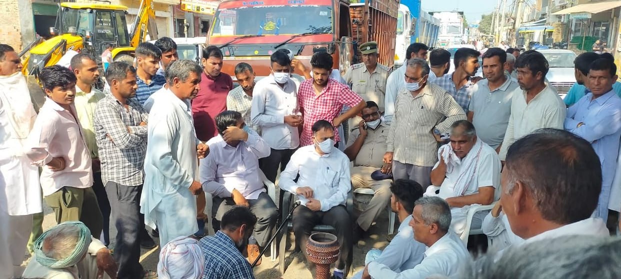 Vegetable paddy appeared in the portal instead of PR, farmers blocked the Hansi-Chandigarh road