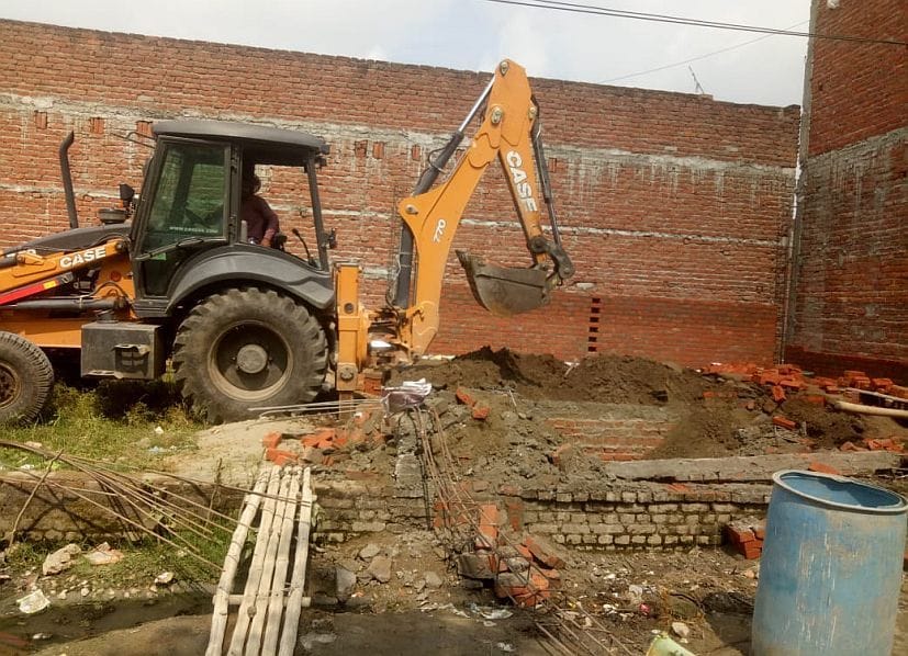 Encroachment removed.