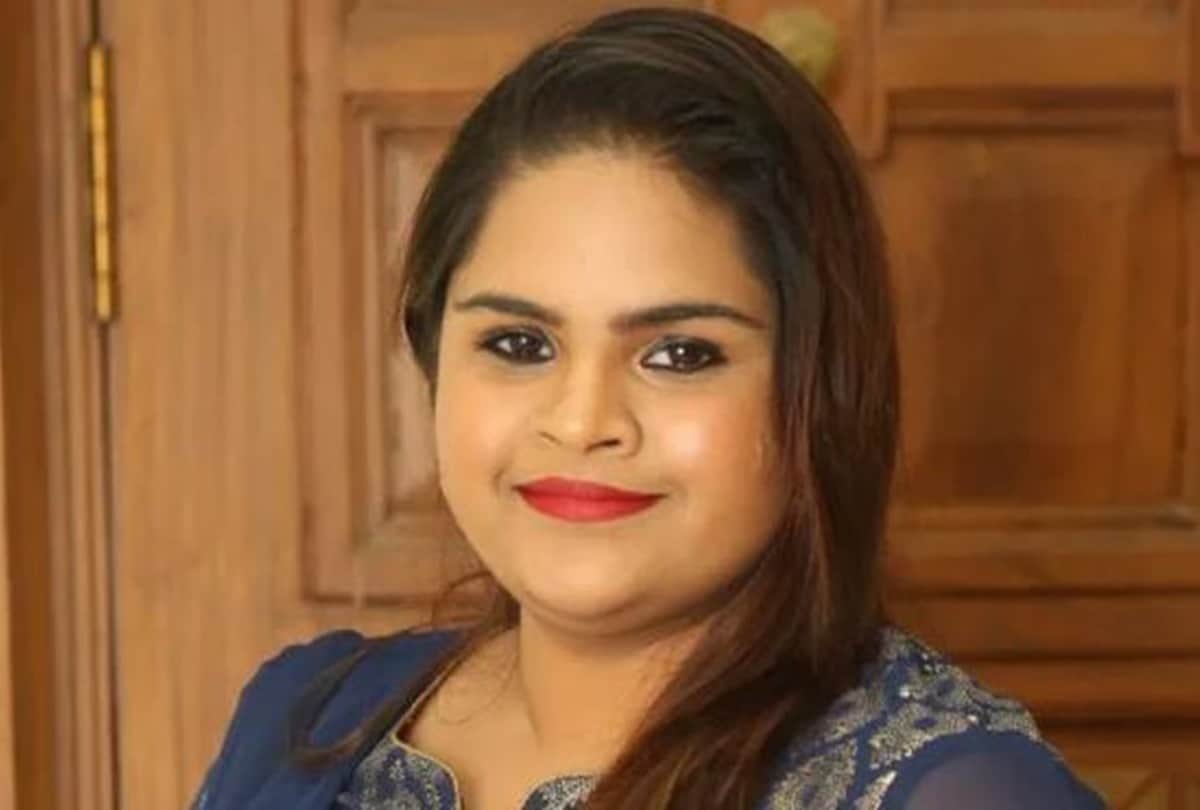 Vidyulekha raman slams trollers who asked when she is getting divorce as she is wearing swimsuit
