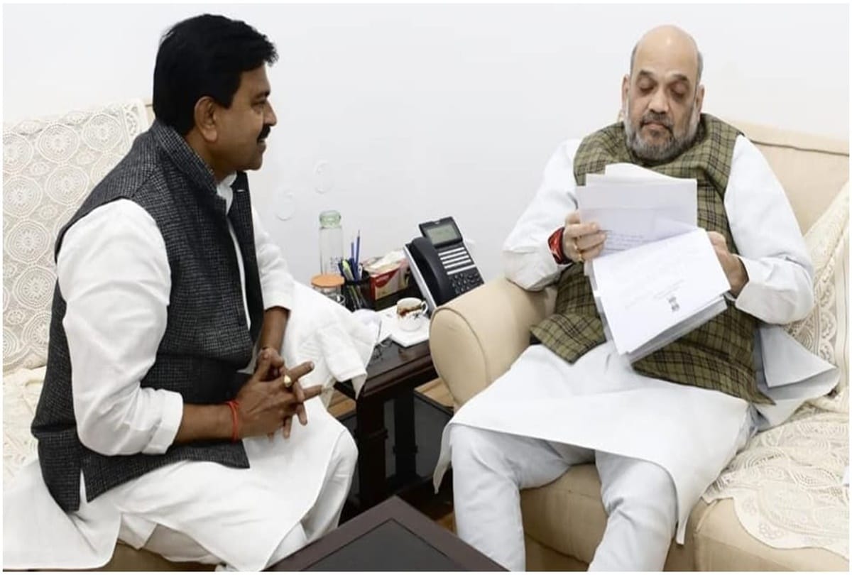 Lakhimpur Kheri matter Home Minister Amit Shah meets Ajay Mishra Teni whose son is accused for mayhem in Farmers Protest
