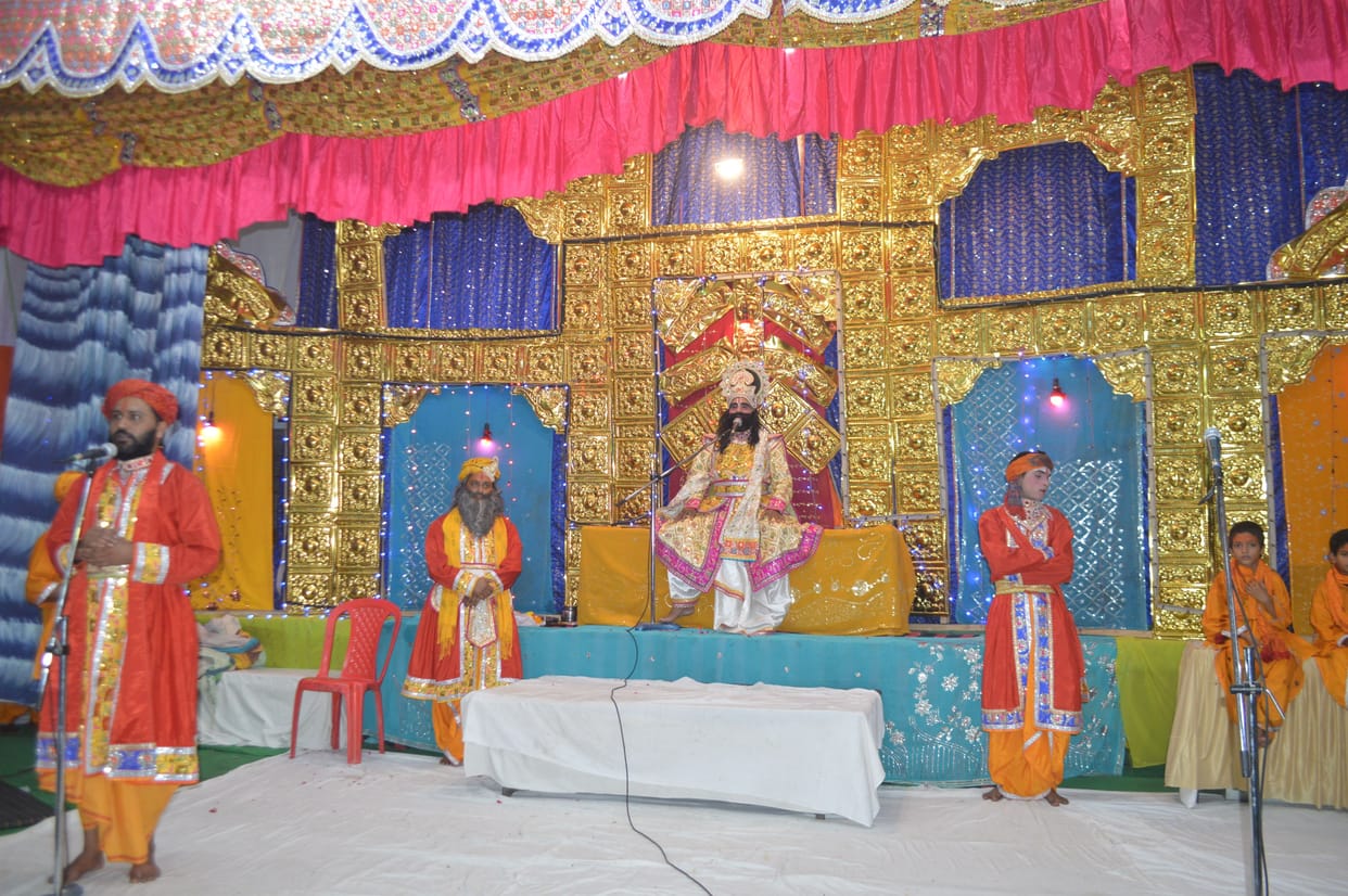 Hathras: In Kaikeyi's anger building, Lord Shri Ram took the order of exile