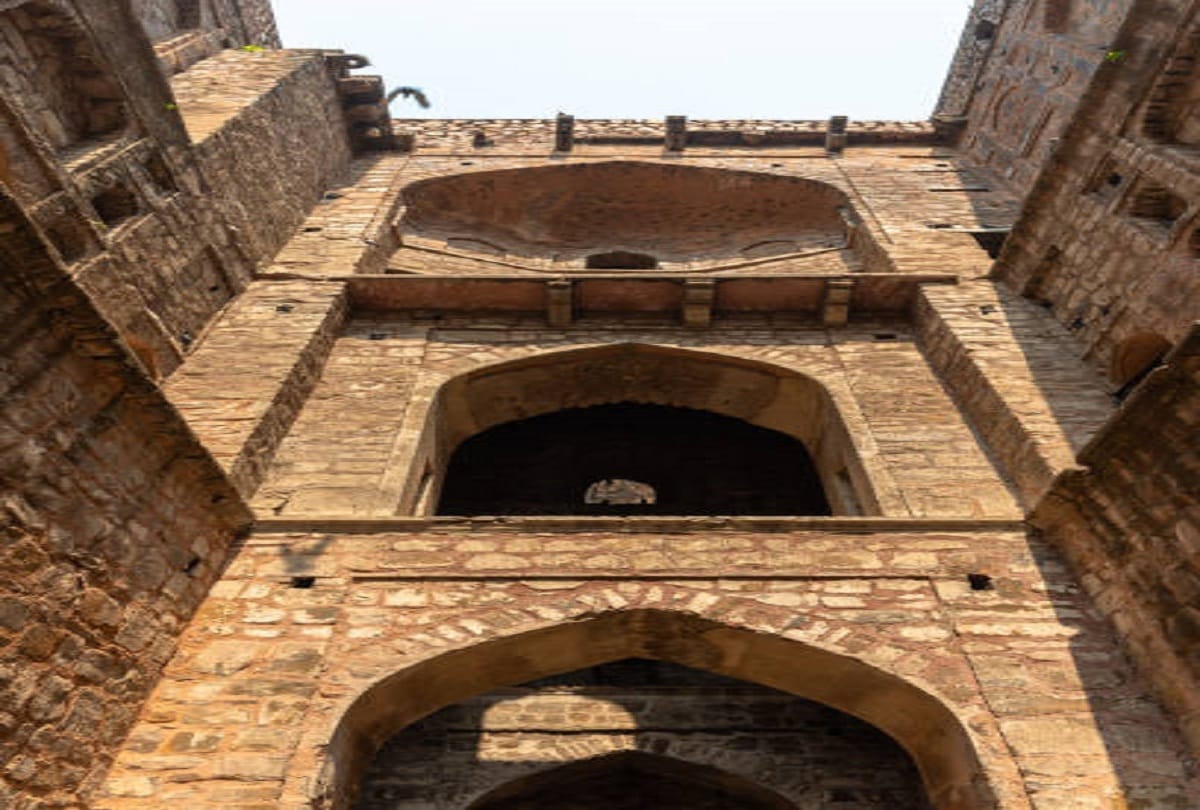 Mysterious story of a tunnel where baarat goes disappeared secret has not been revealed till date