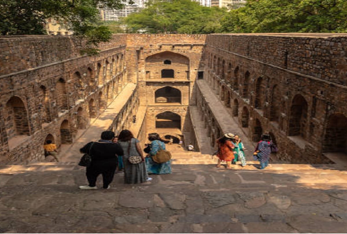 Mysterious story of a tunnel where baarat goes disappeared secret has not been revealed till date