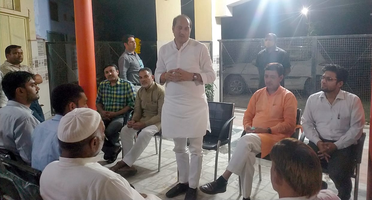 Sugarcane Minister settled the dispute of workers