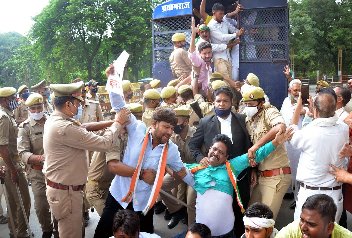 Lakhimpur Kheri case: Congressmen furious over Priyanka Gandhi's arrest, clashed with police, were taken into custody