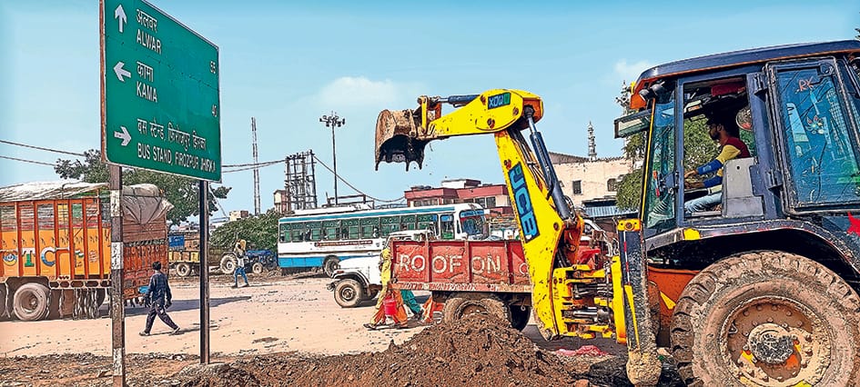 Special drive to remove encroachment and dirt, notices were issued by the municipality