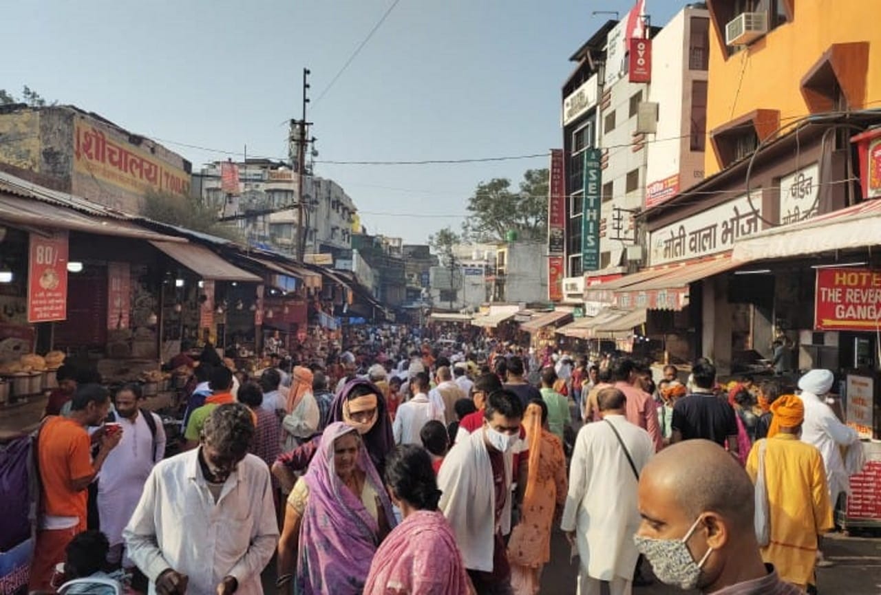 Pitru Amavasya 2021: huge rush in haridwar rishikesh all ganga ghat, see photos