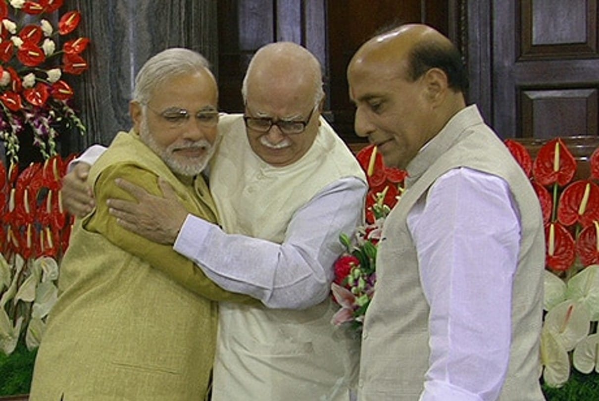 प्रधानमंत्री नरेंद्र मोदी, लालकृष्ण आडवाणी और राजनाथ सिंह।