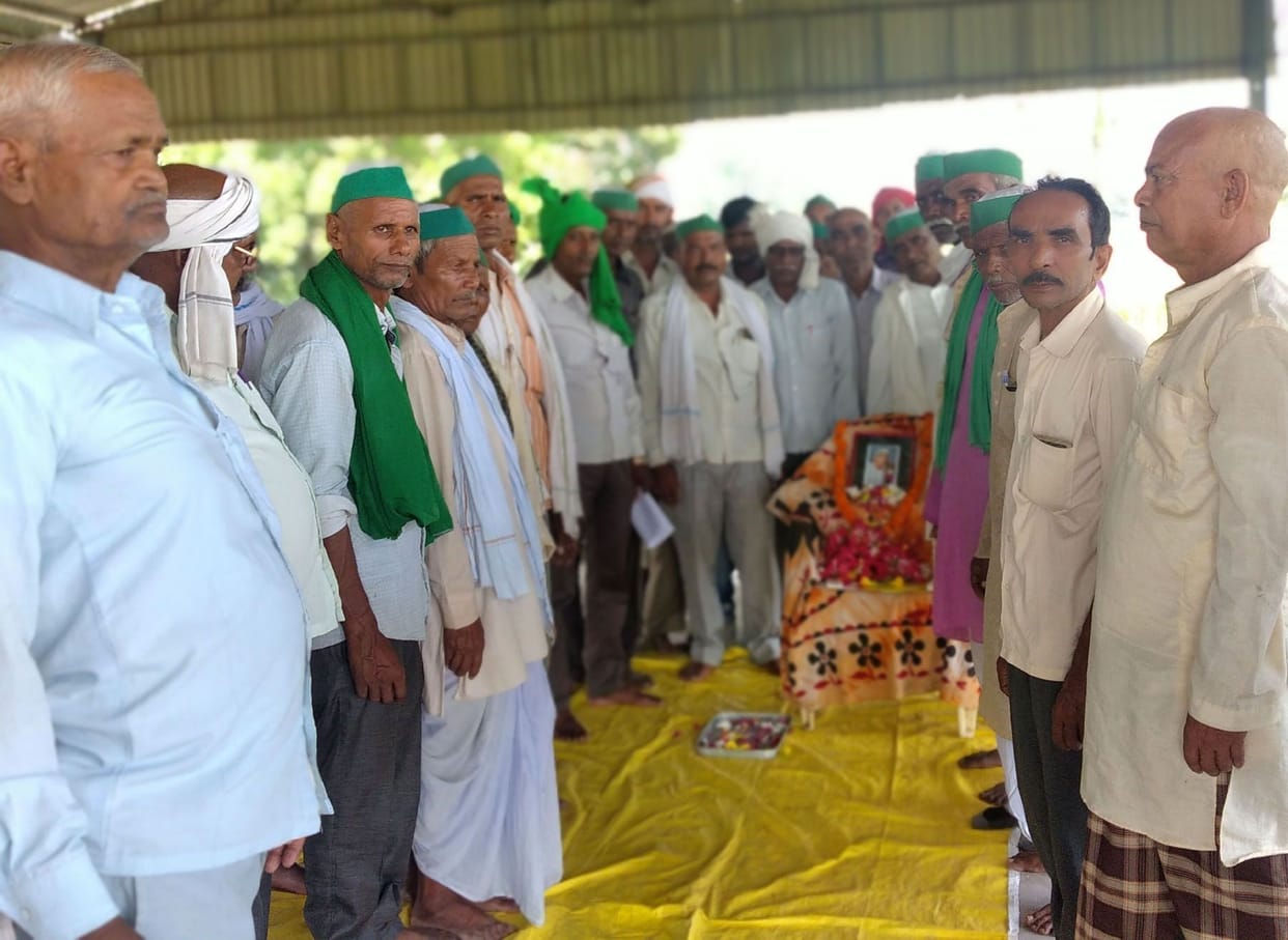 Bhakiyu celebrated the birth anniversary of Mahendra Singh Tikait