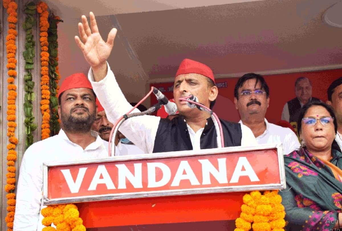 akhilesh yadav said atrocities on farmers bjp overtook the british