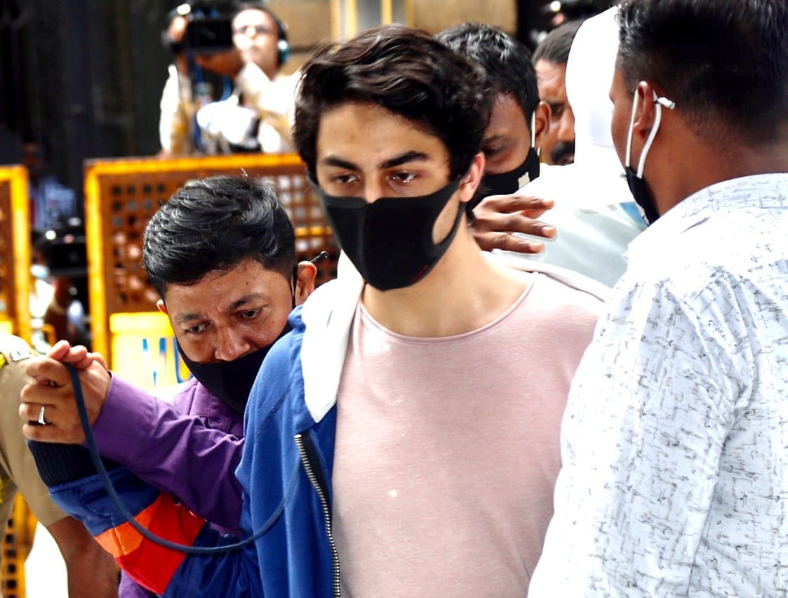 Gauri Khan prayed to mother Durga for the release of son Aryan in Navratri