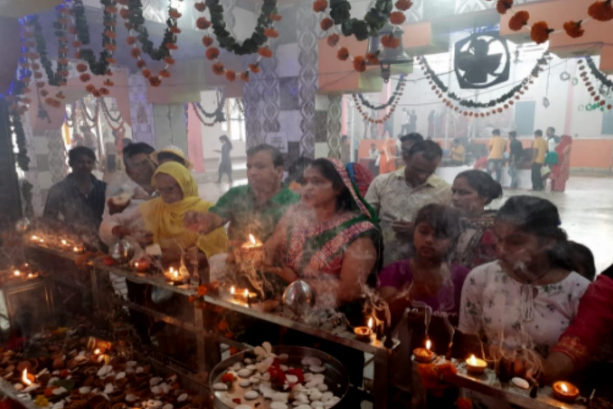 Navratri 2021: devotees gathered in temple, Maya will come riding in a doli