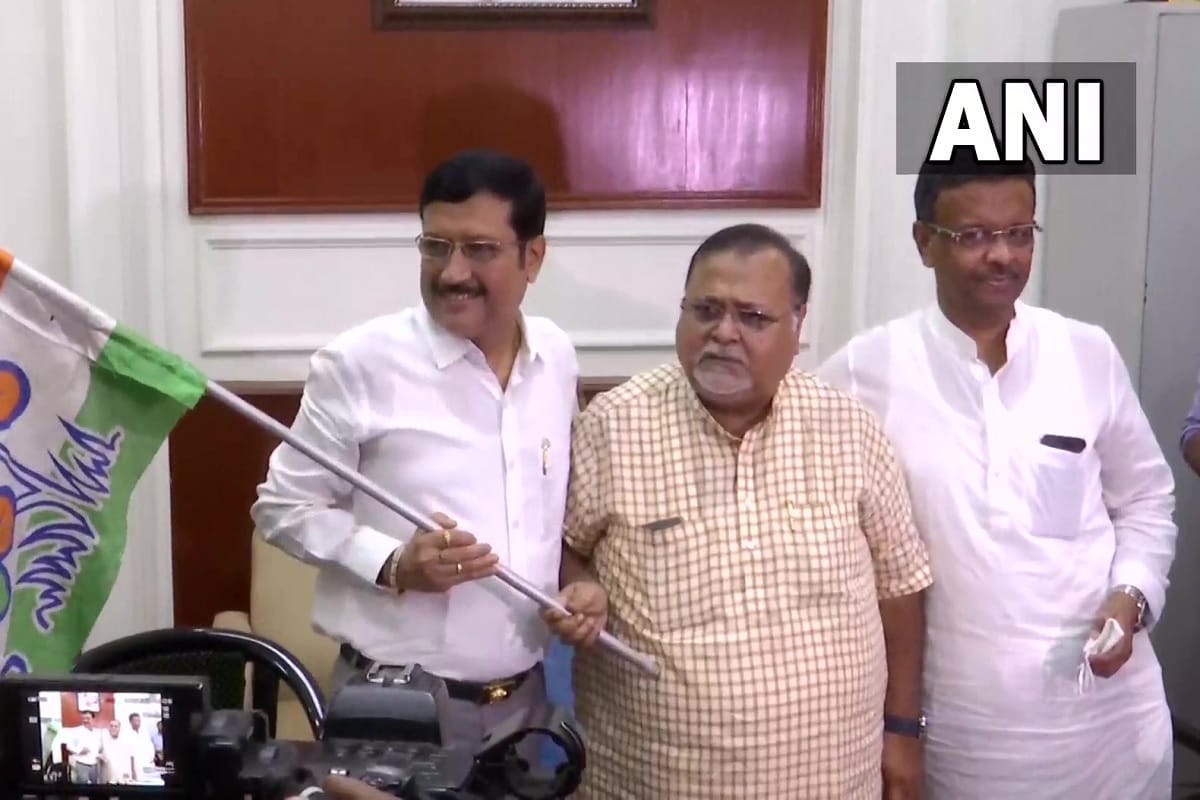 West Bengal BJP leader Sabyasachi Dutta joins Trinamool Congress news in Hindi