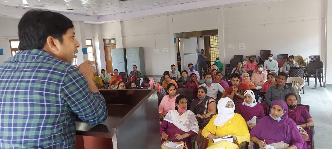 Elderly, Divyang, Corona patients will be able to vote postal ballot