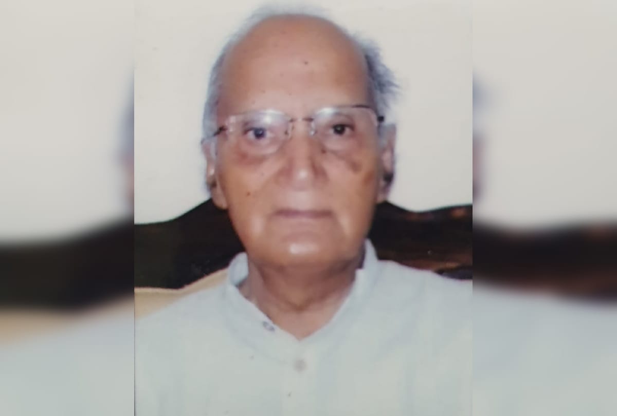 Former chairman of UP Public Service Commission KN Singh merged with Panchatattva