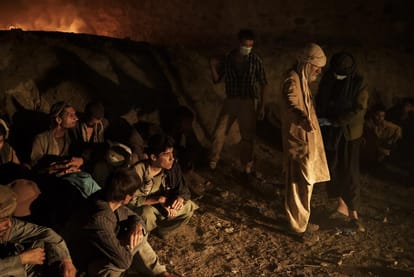 Talibani start mission agains drugs addict Afghani Pictures