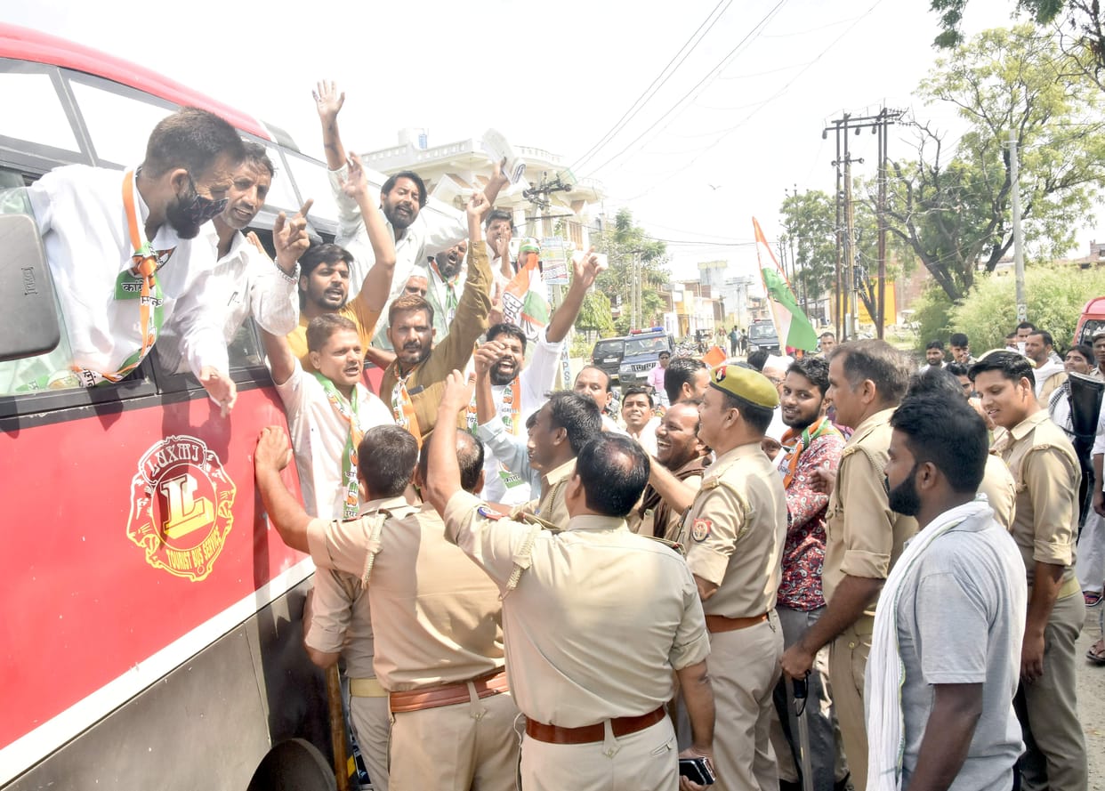 Congress workers arrested in protest against the arrest of Priyanka Gandhi