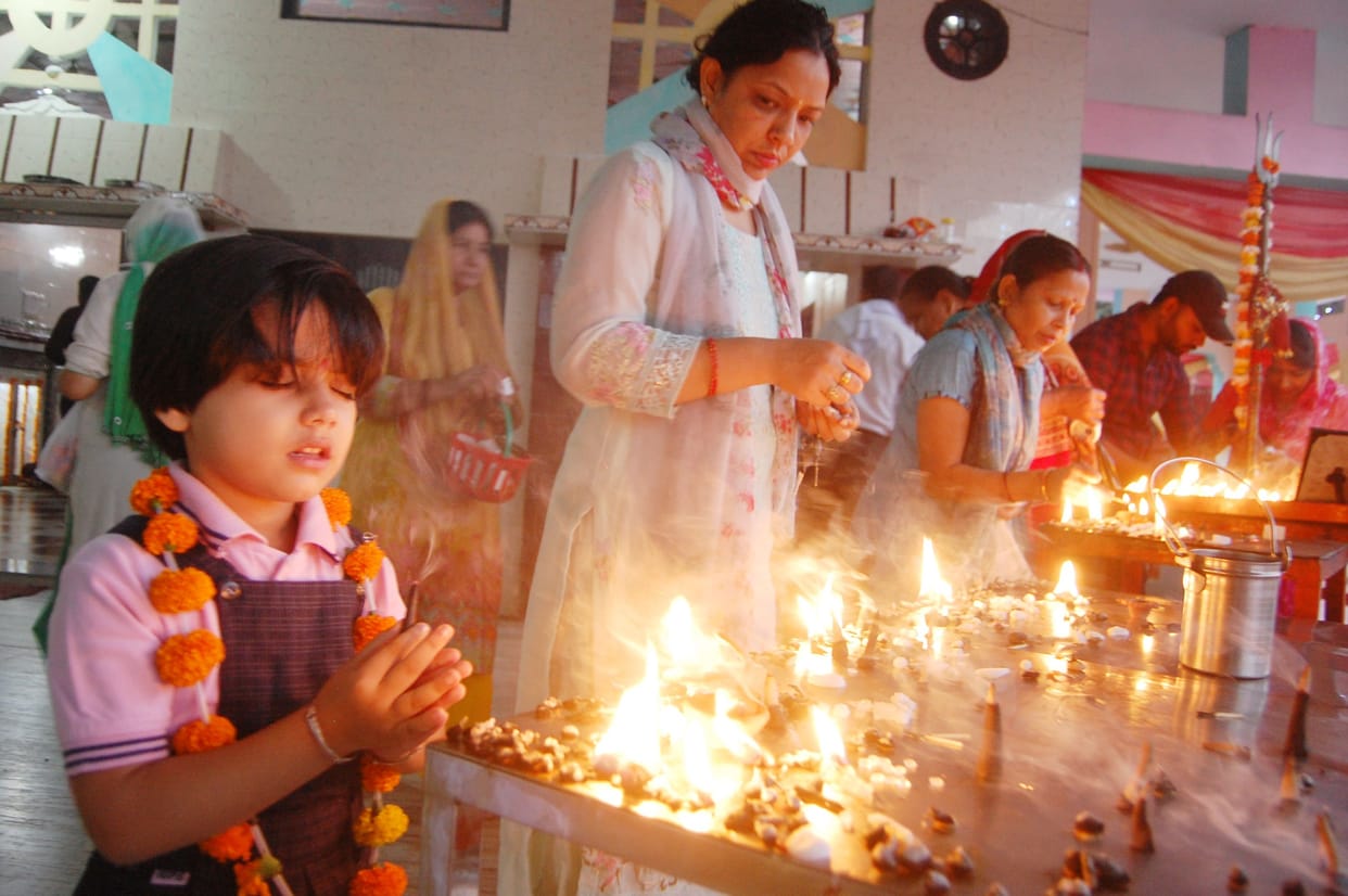Navratri started with reverence