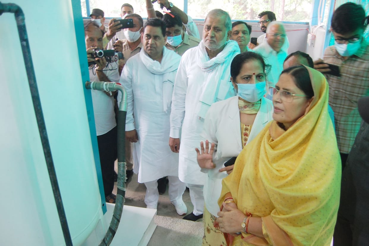 Oxygen can be provided continuously to a hundred patients simultaneously