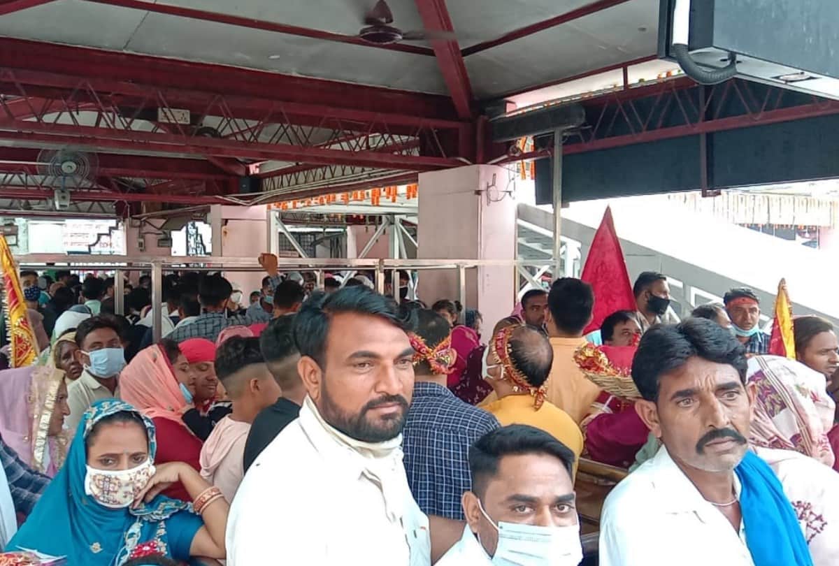 shardiya navratri 2021: devotees pays obeisance at shakti peethas in himachal pradesh