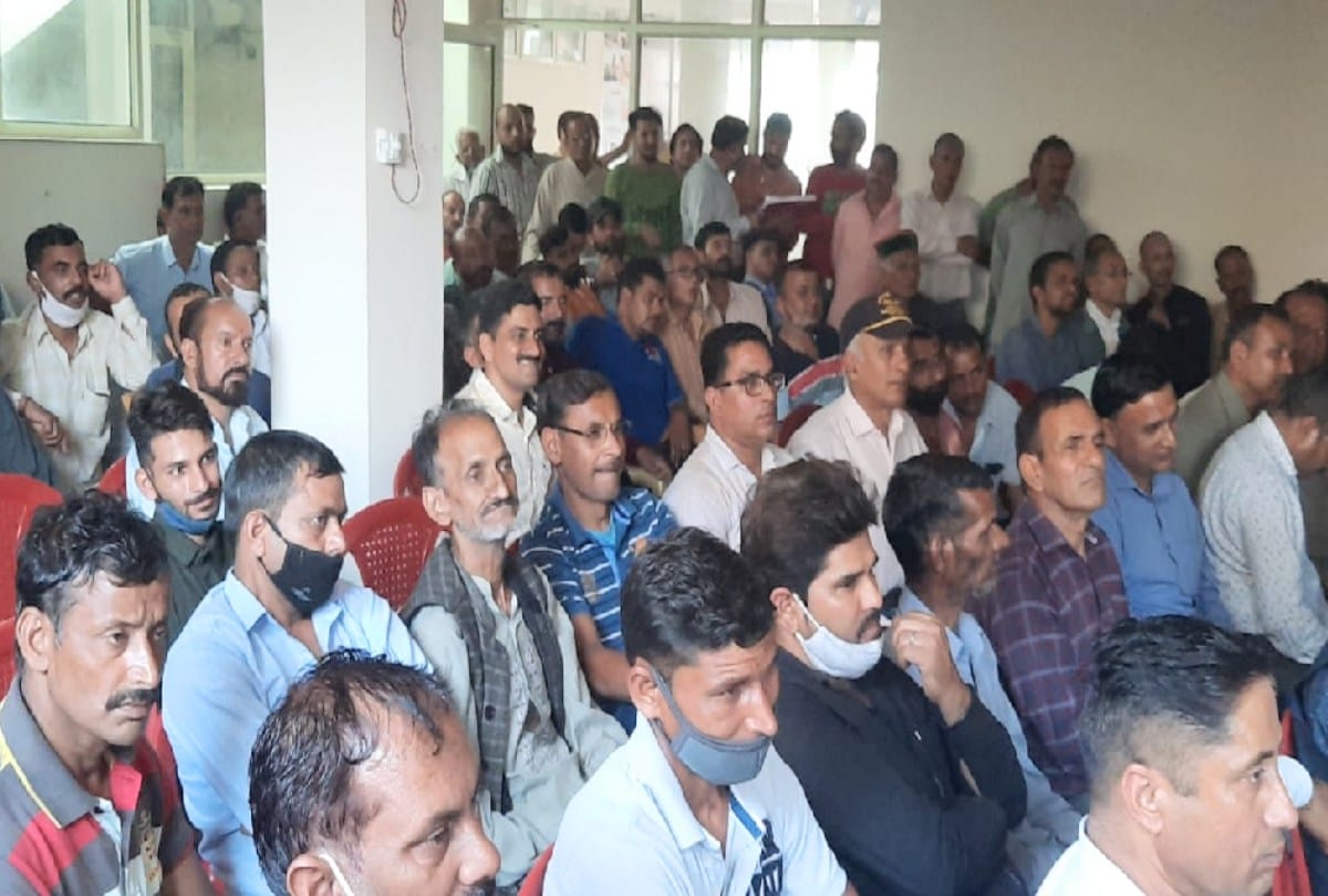 Politics: Angry over not getting ticket, Rajendra Thakur formed 'Raja Virbhadra' development committee