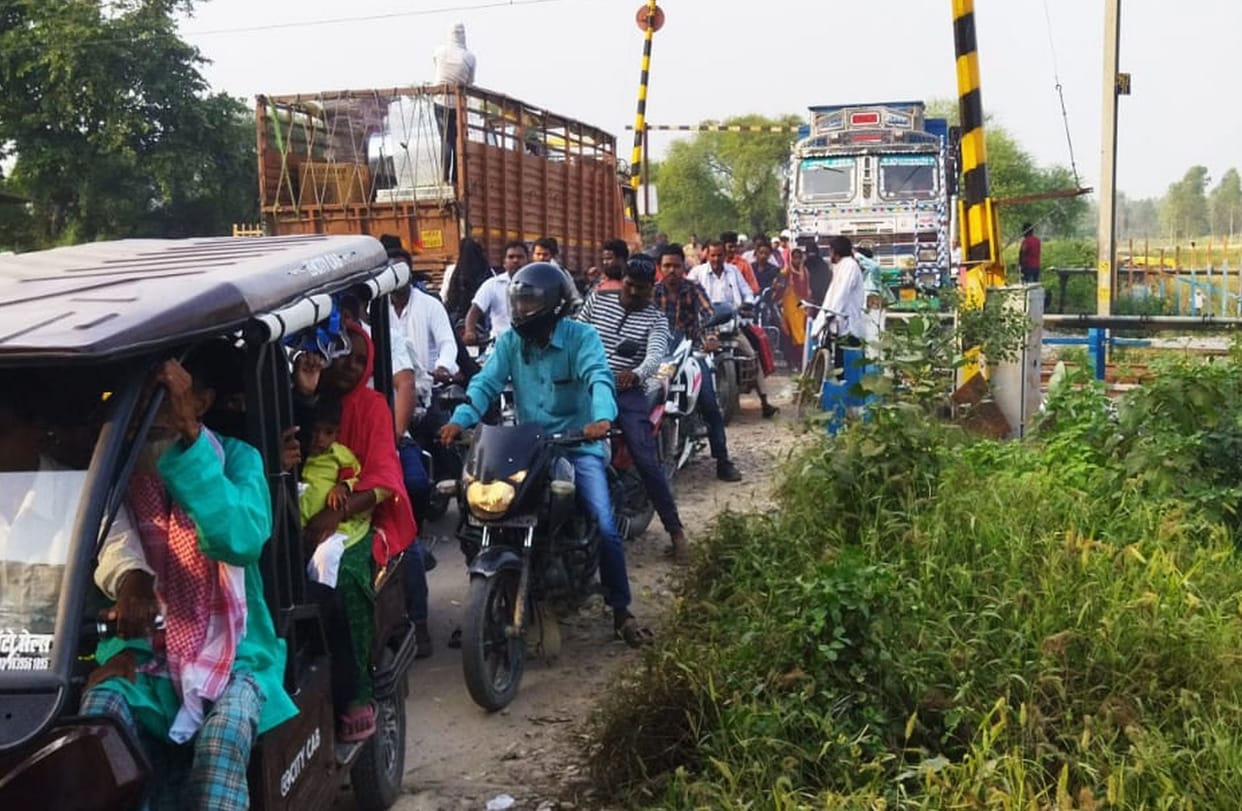 Railway crossing of Bazar Shukla Marg will remain closed for two days