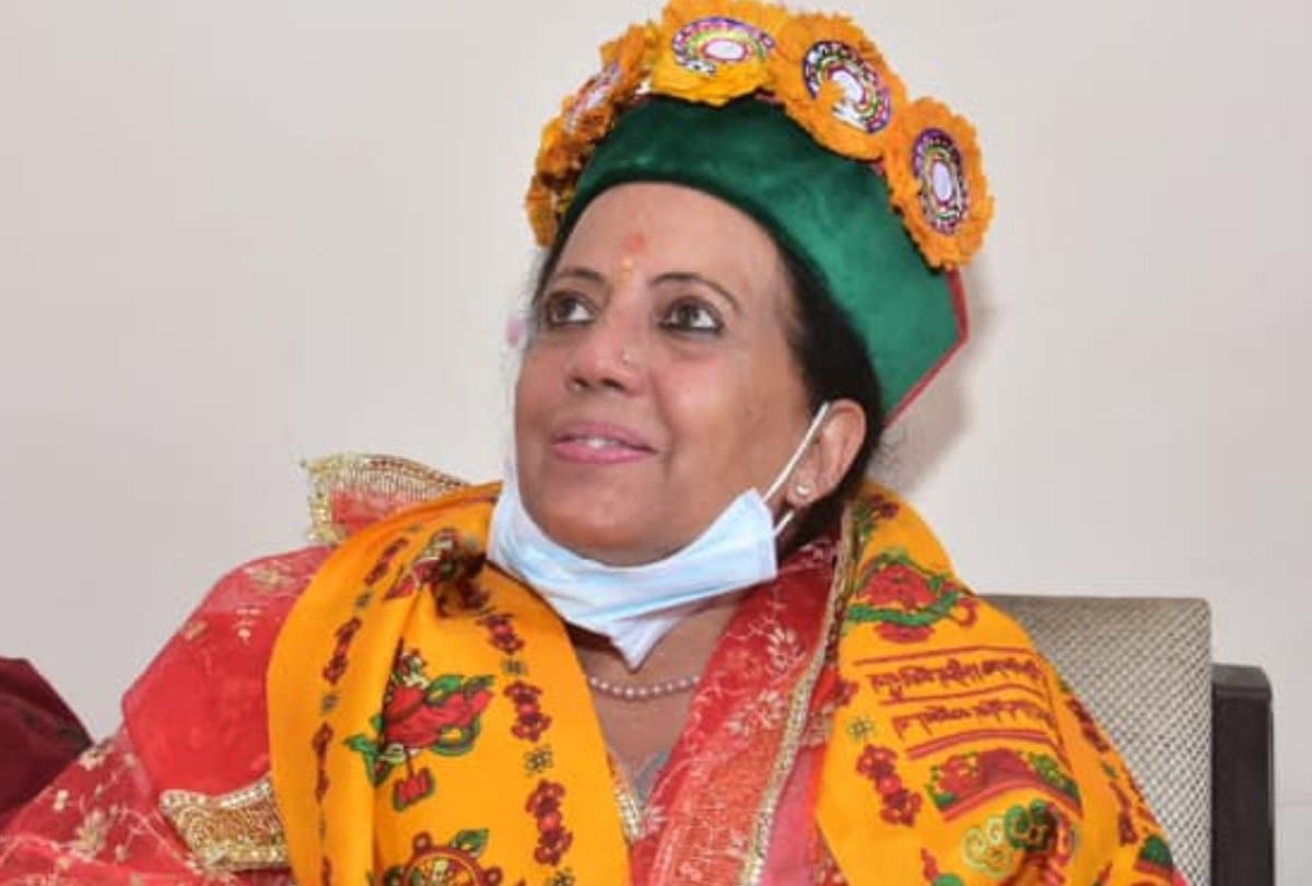 byelection update himachal: Virbhadra family has movable immovable property worth 28.24 crores, nine crores attached to ED