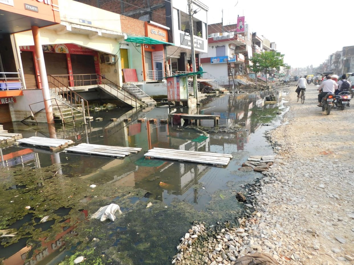 Flood water still filled, people's problems increased