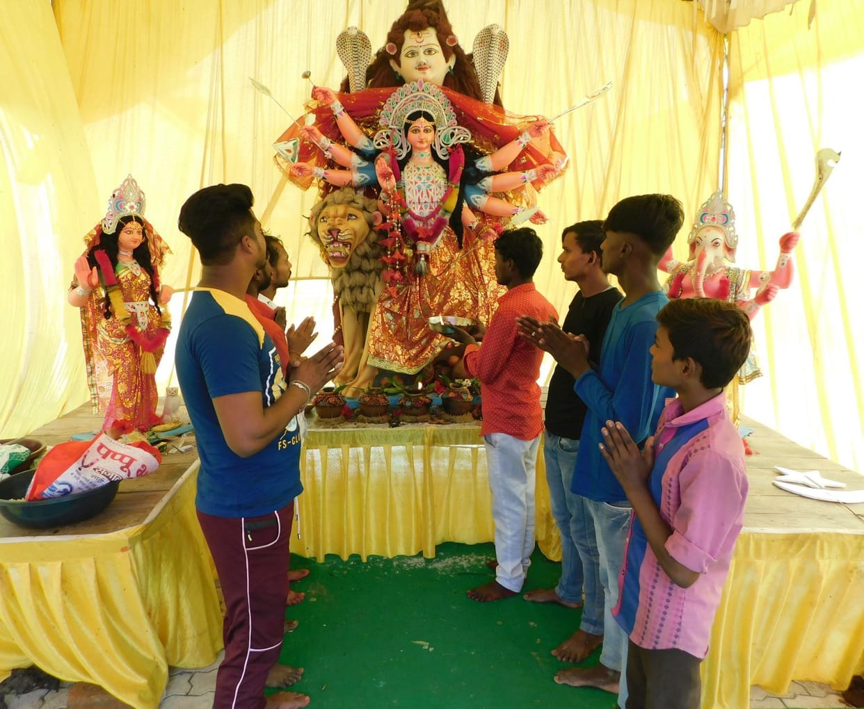 Worship of Mother Brahmacharini with reverence