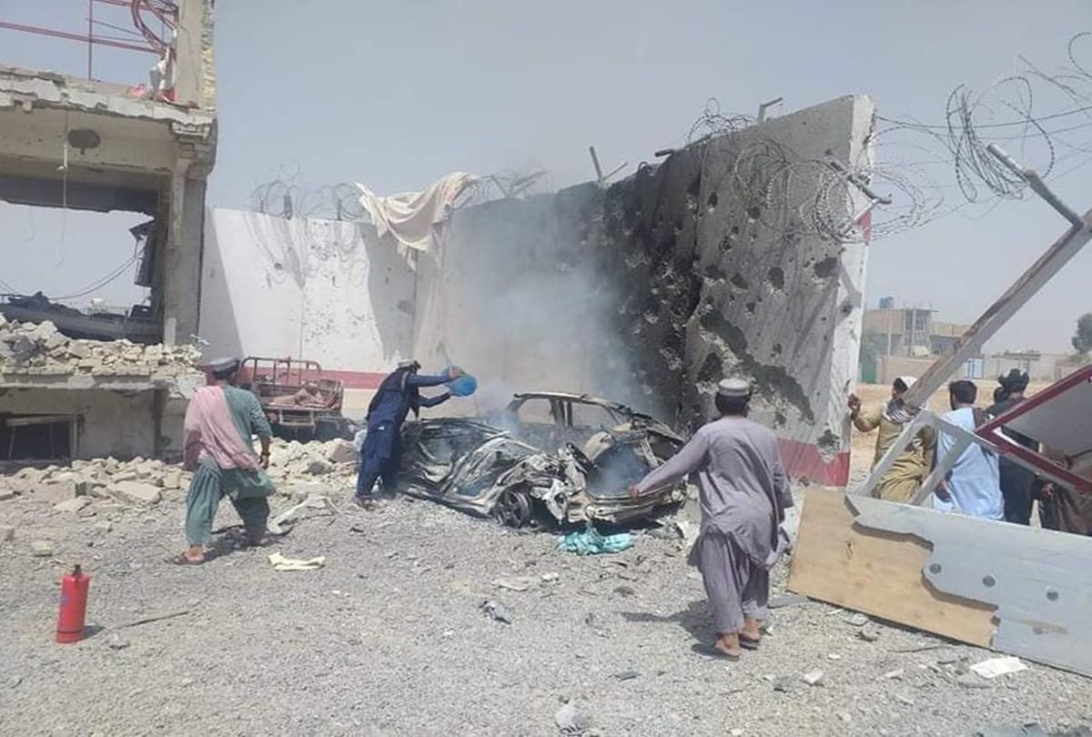 US and UK warn citizen to leave Kabul hotels immediately