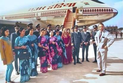 टाटा एयरलाइंस के सरकार के पास जाने के बावजूद जेआरडी टाटा ने लंबे समय तक बिना तनख्वाह के एयर इंडिया की कमान संभाली।