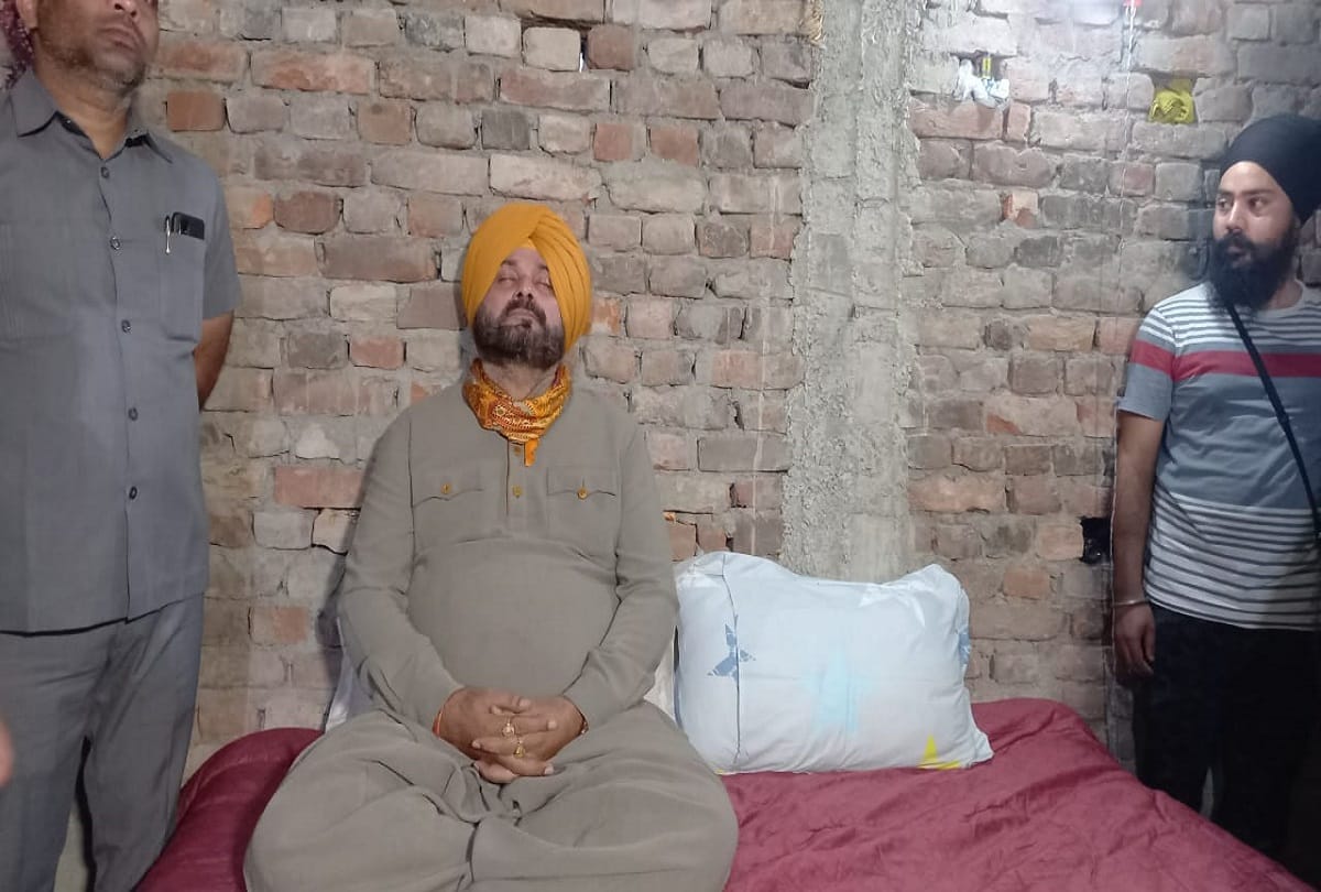 navjot singh sidhu reached lakhimpur kheri said up government is saving the accused minister and his son