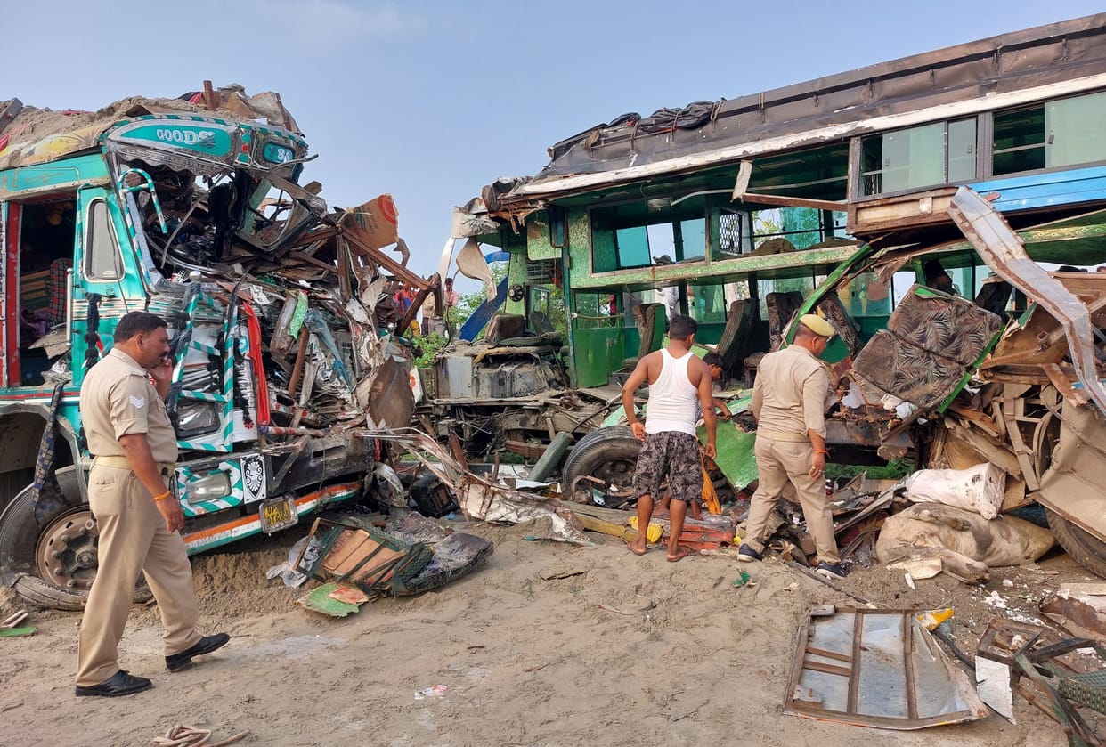 15 died in road accident