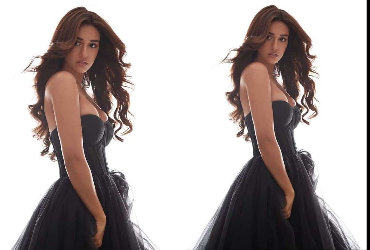 Disha Patani looks hot in black ruffle Dress Photos Viral