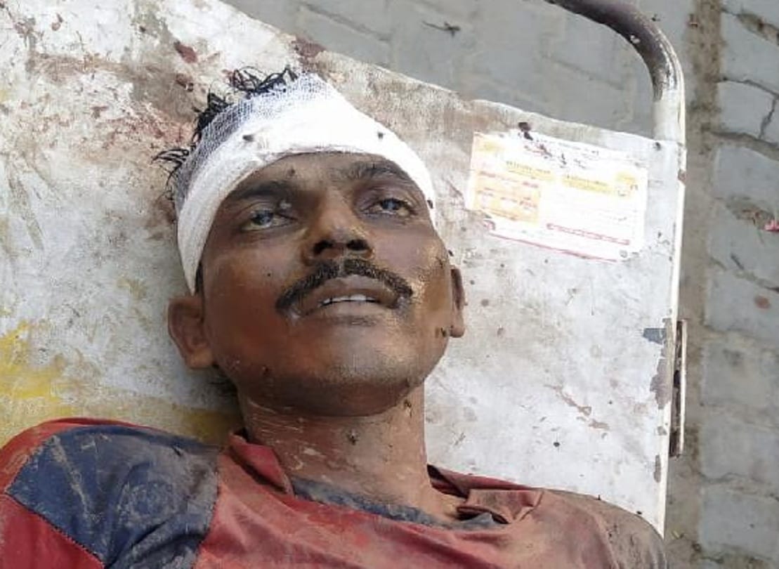 an unidentified thief beaten to death by the villagers after he entered in a house in a Etawah village