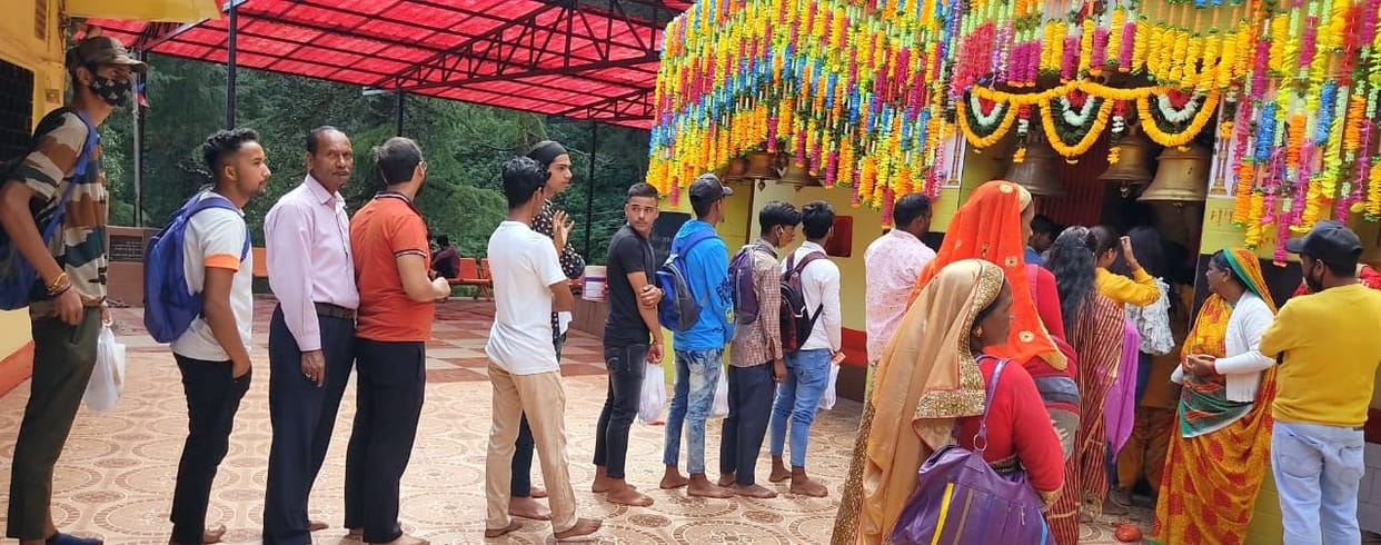 On the first day of Shardiya Navratri, the crowd of devotees gathered in the temples across the district.