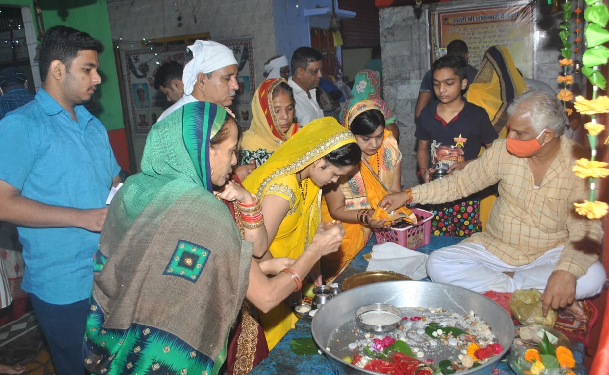 Sharadiya Navratri begins, worship of Shailputri on the first day