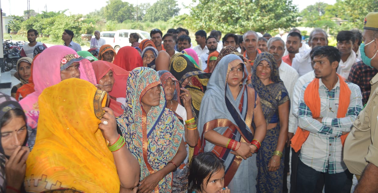 Hathras: Demand for transfer of investigation of dowry murder case from SP