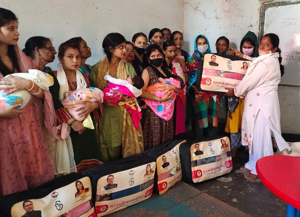 Mahalakshmi kit distributed to newborn girls