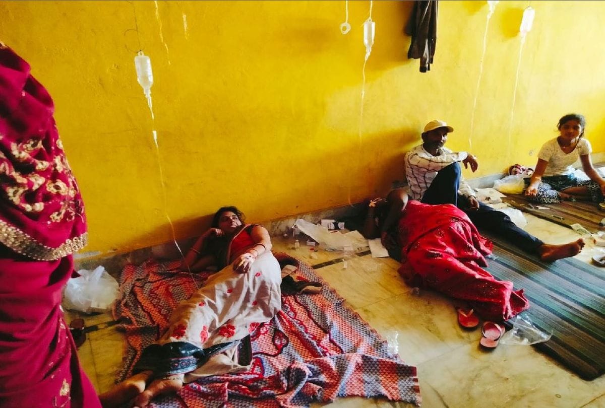 Viral Fever Treatment Given By Doctors To Patients At Mattress